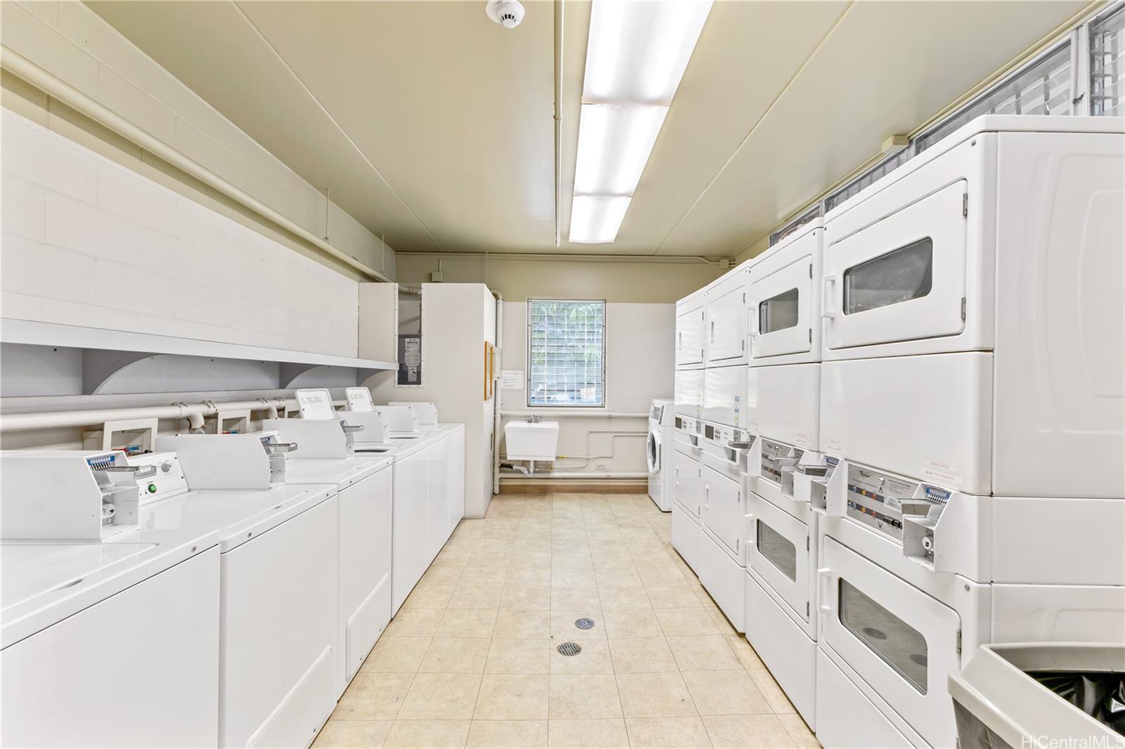 2522 Date Street  Unit 1605
