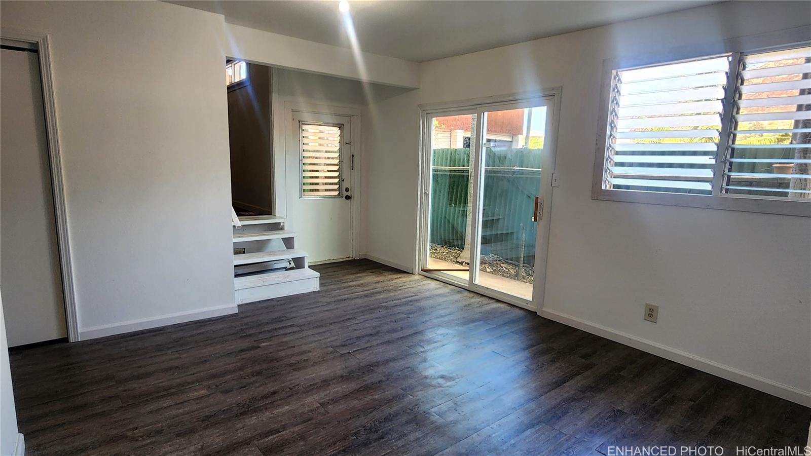 87-159 Kulaaupuni Street  Unit B