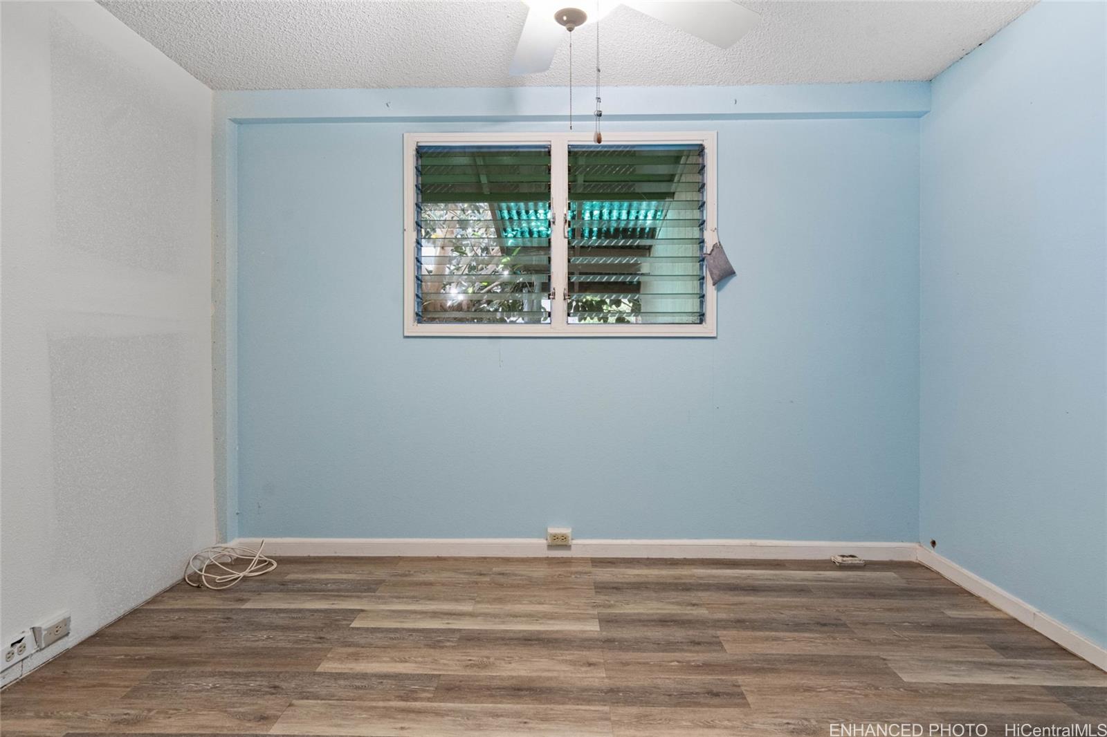 87-159 Kulaaupuni Street  Unit B