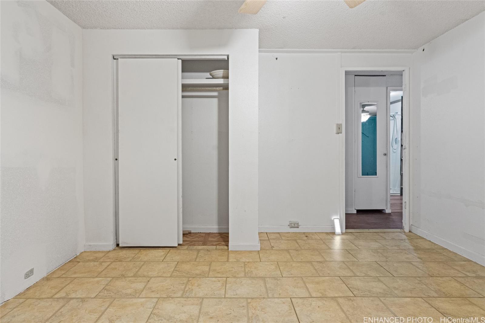 87-159 Kulaaupuni Street  Unit B