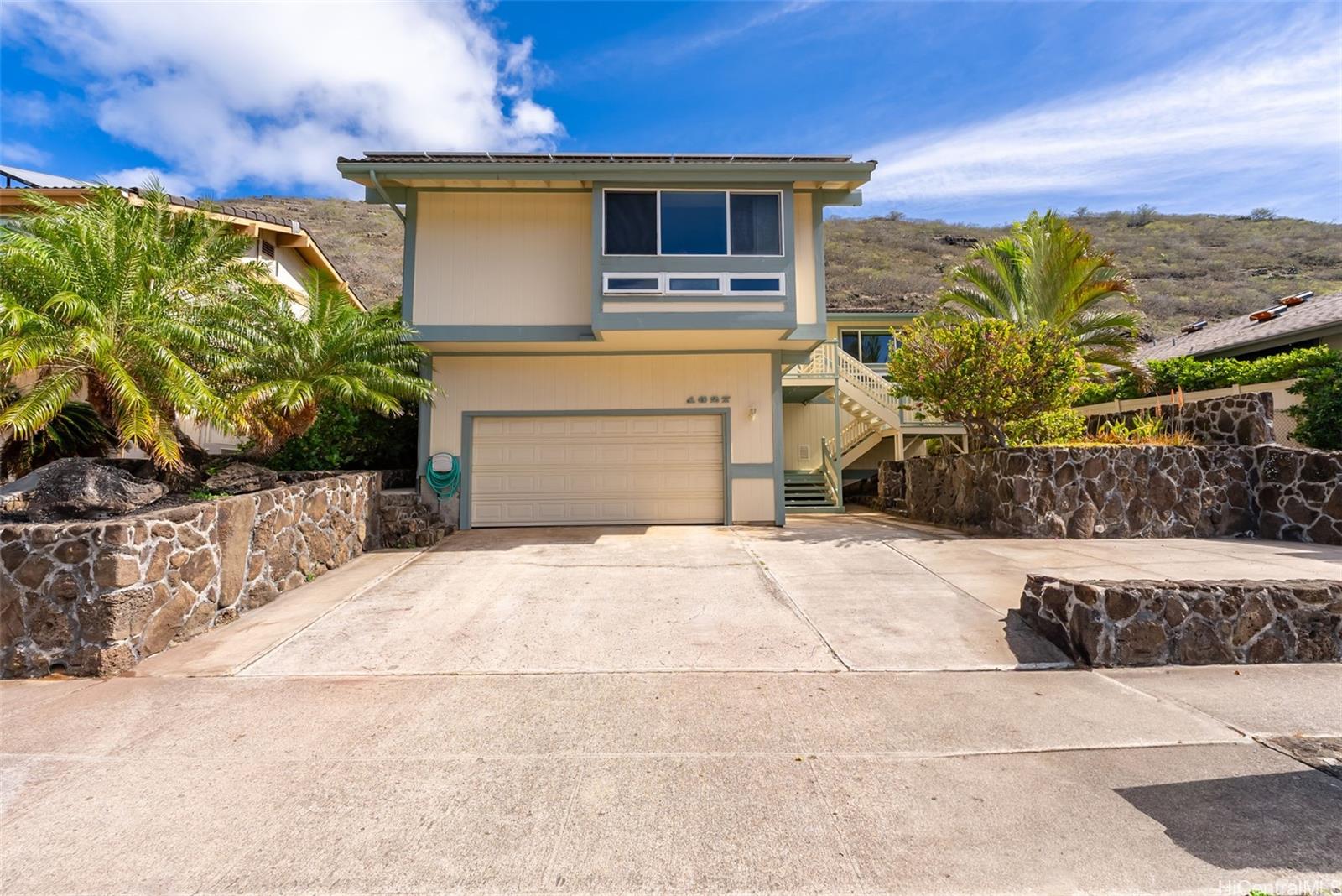 1327 Kaeleku Street