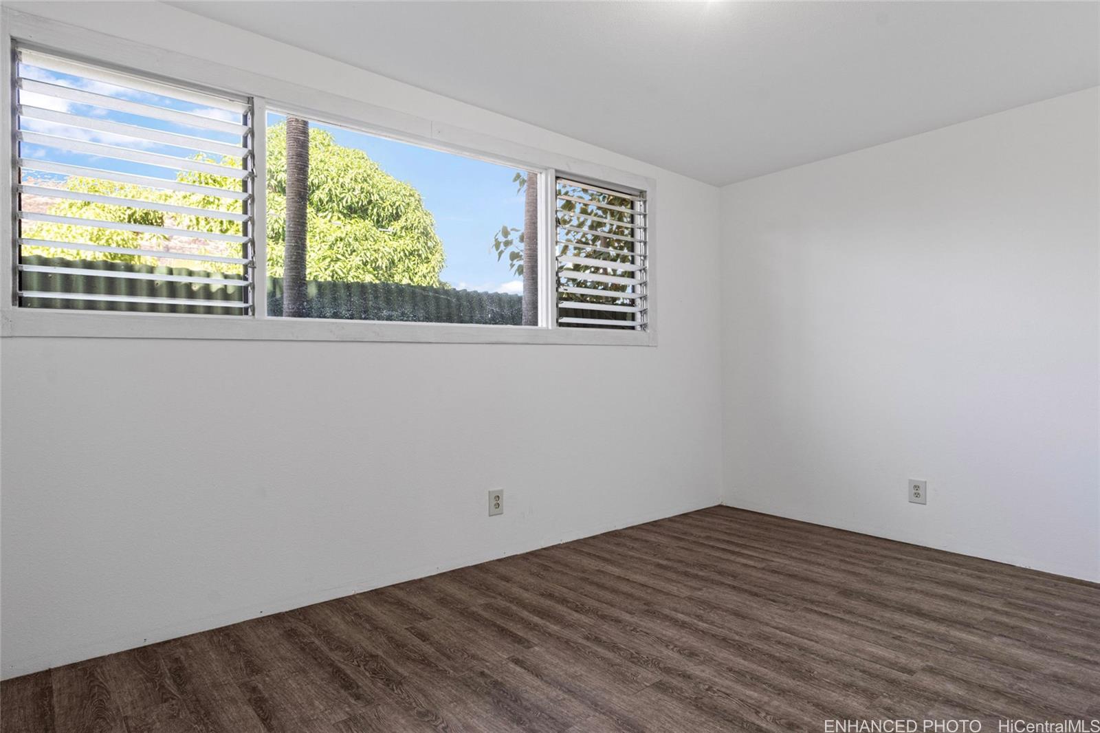 87-159 Kulaaupuni Street  Unit B