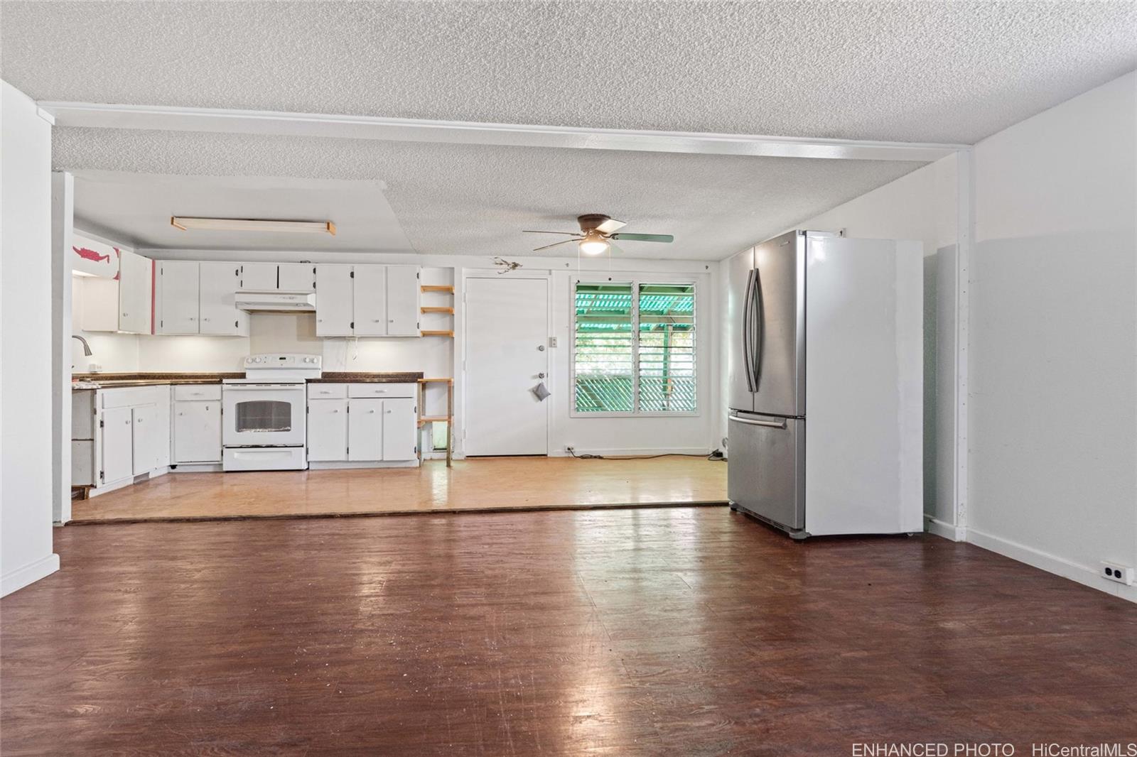 87-159 Kulaaupuni Street  Unit B