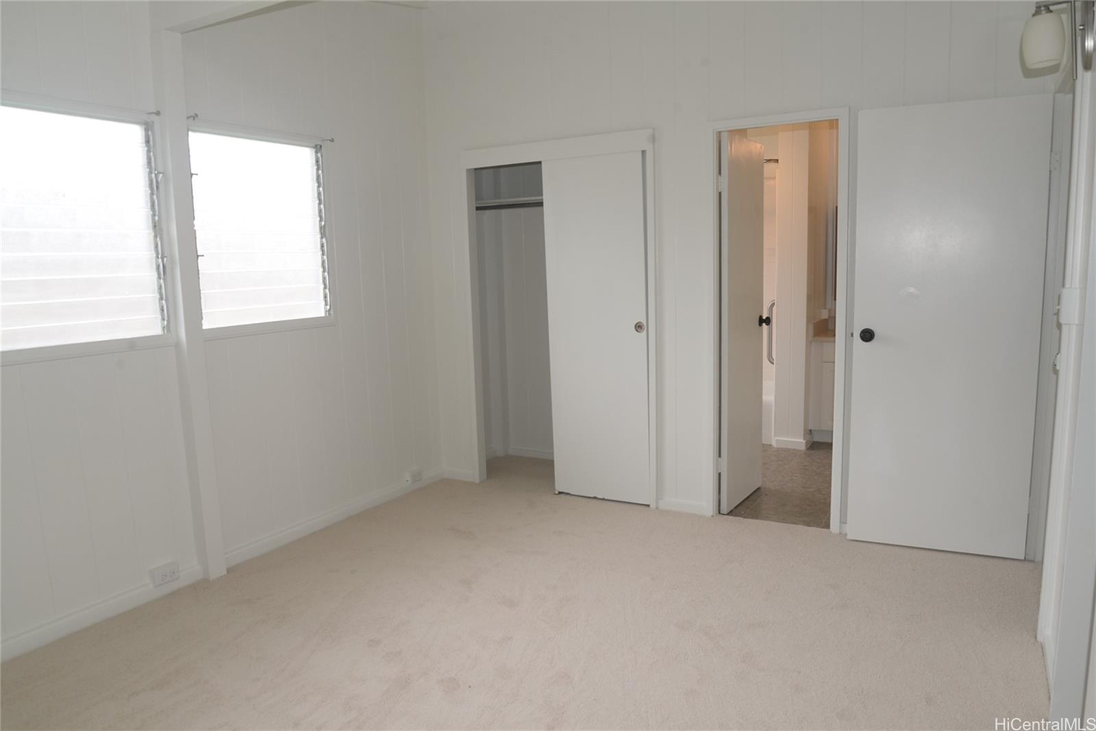 Photo 10 of 20