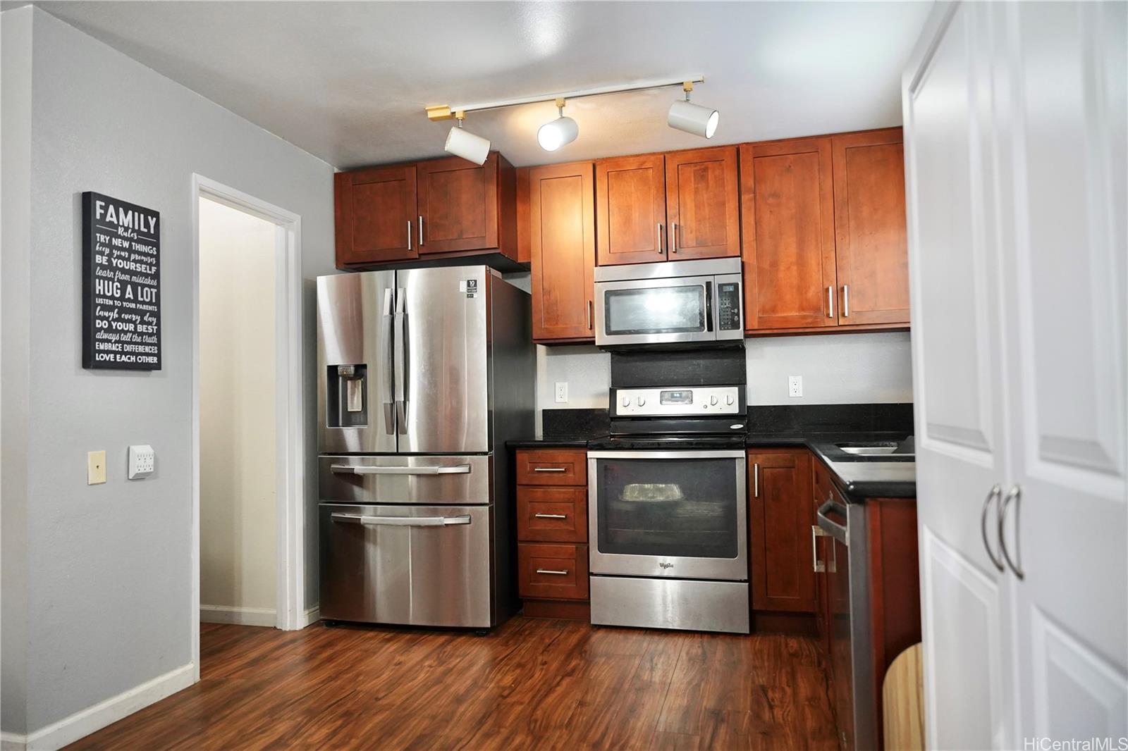 91-1026C Hoomaka Street 36