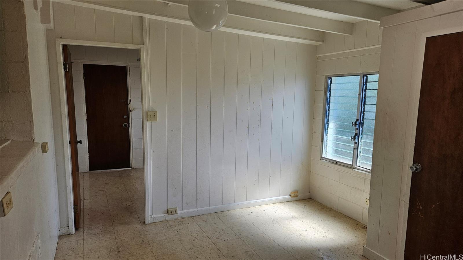 Photo 20 of 22