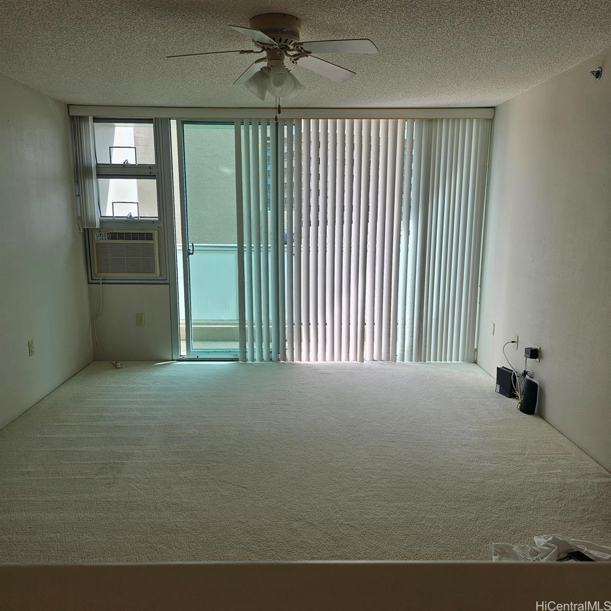 Photo 8 of 23