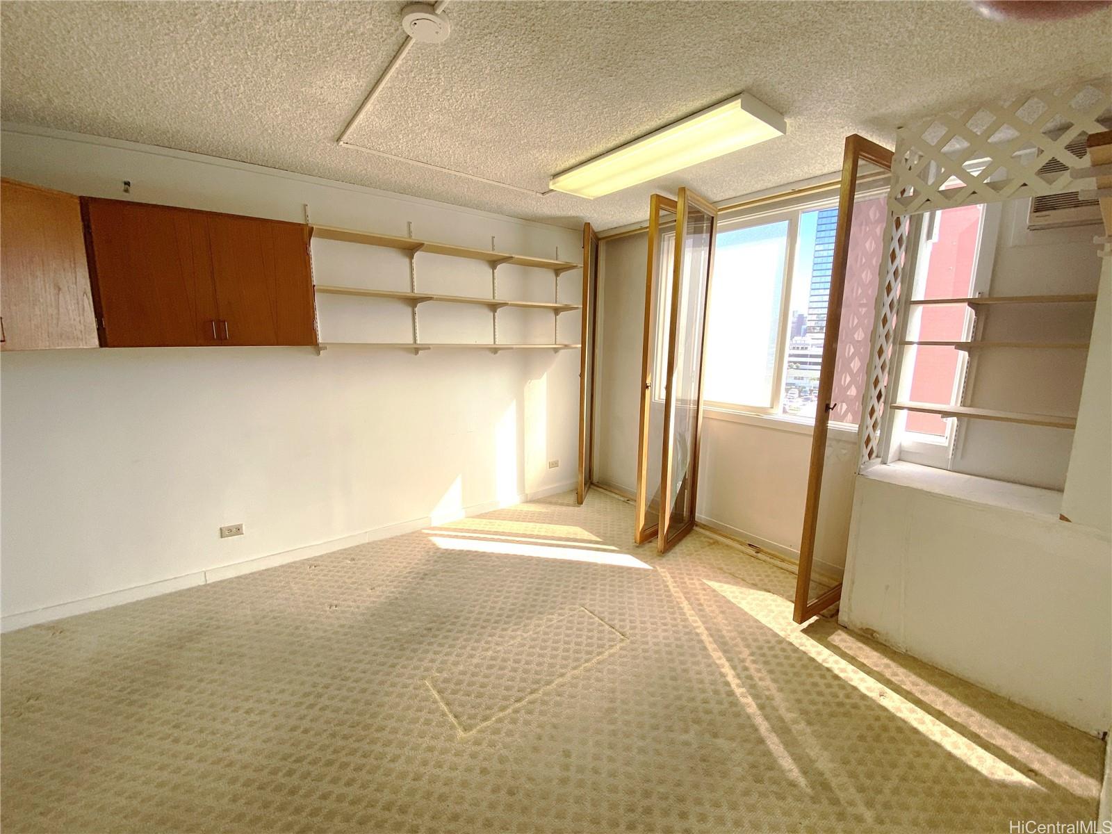 1670 Kalakaua Avenue 605