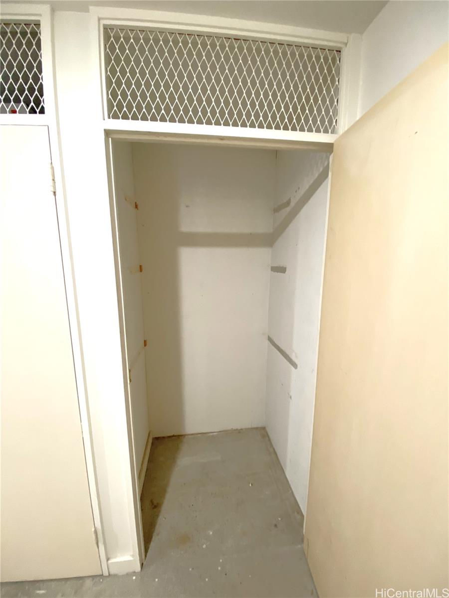 Photo 7 of 8