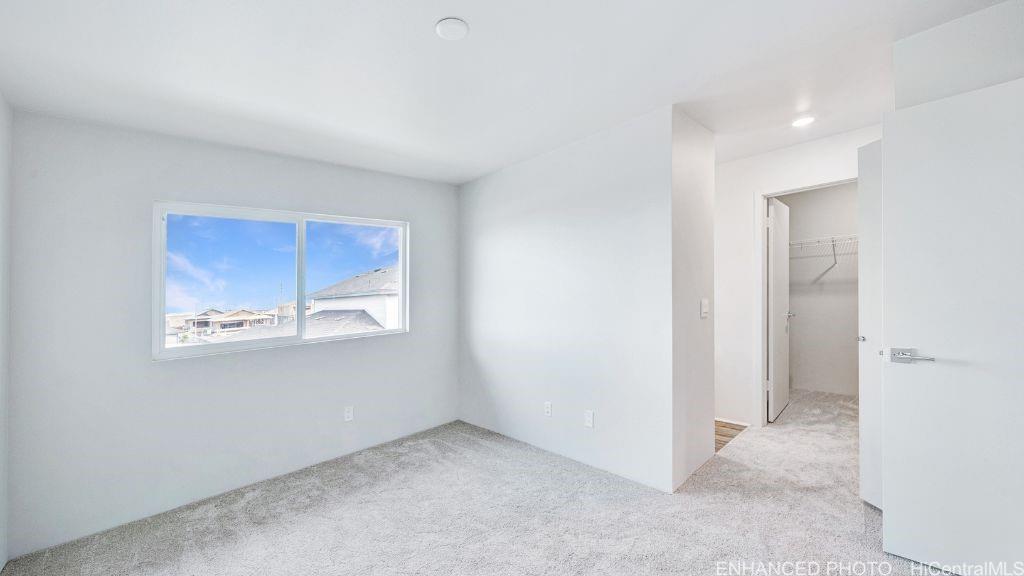 Photo 16 of 22