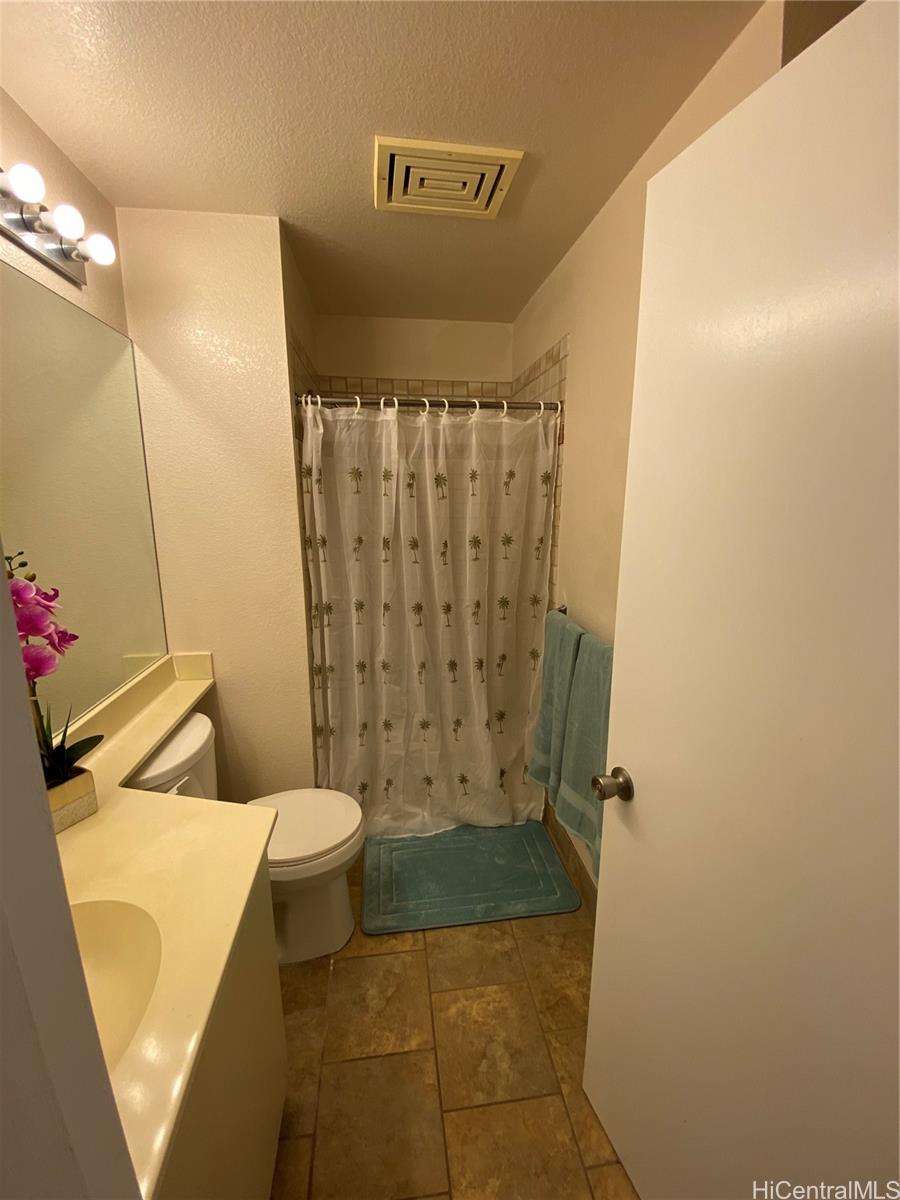 Photo 12 of 24