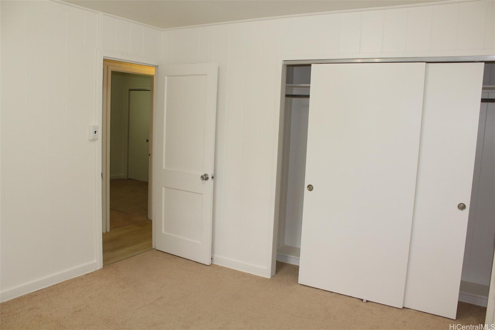 Photo 11 of 23