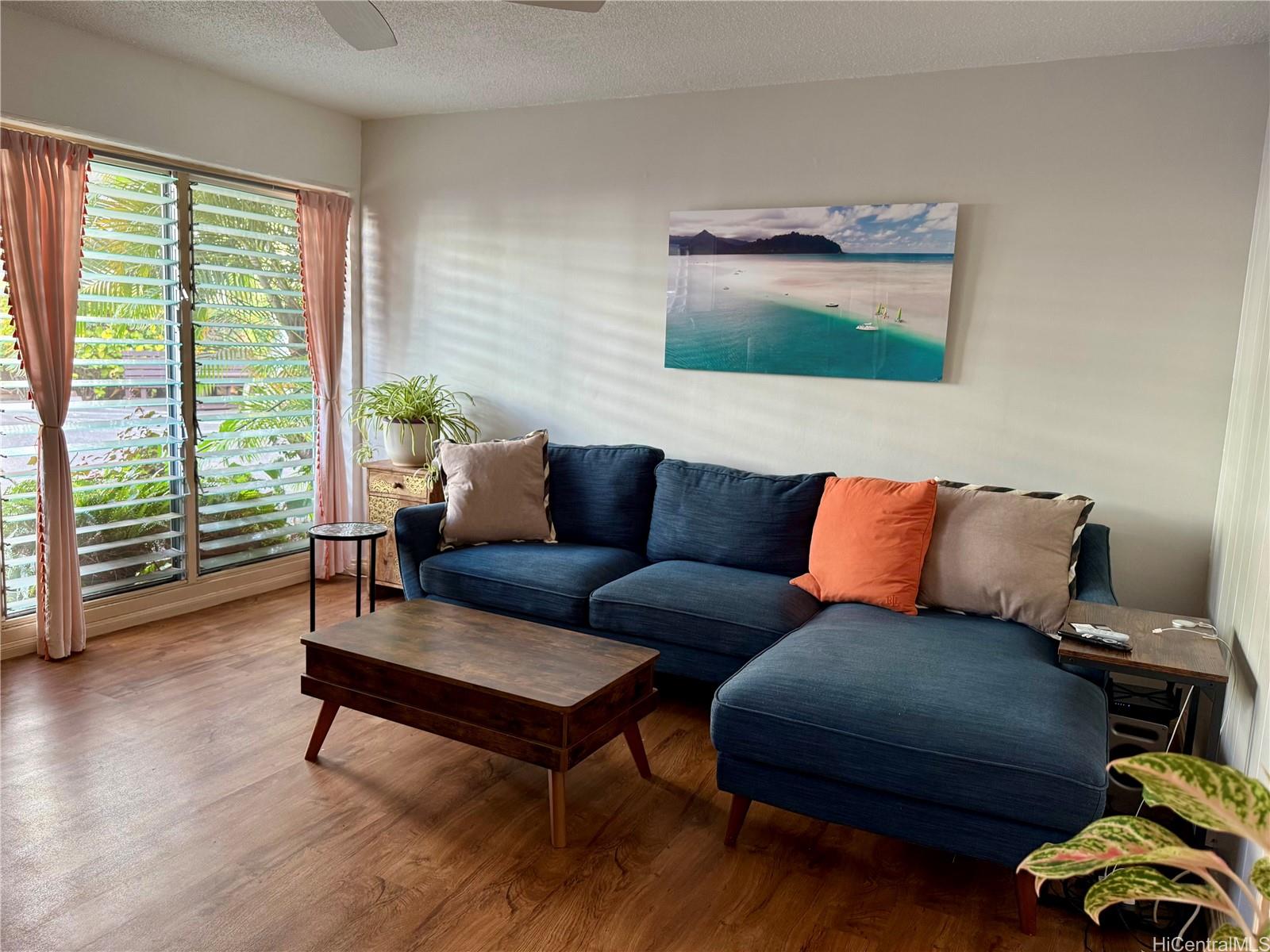 1707 Anapuni Street 4