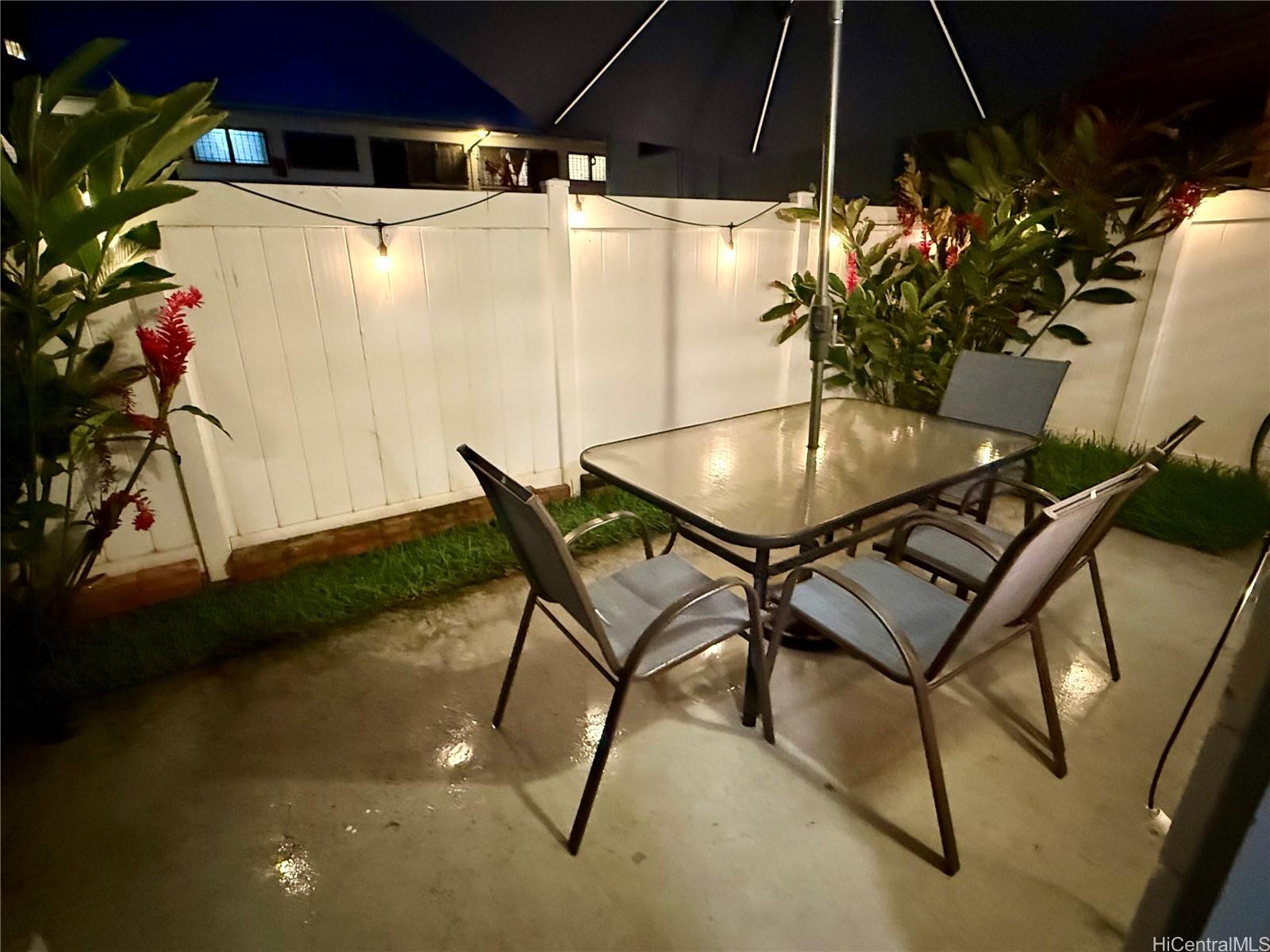 Photo 17 of 19
