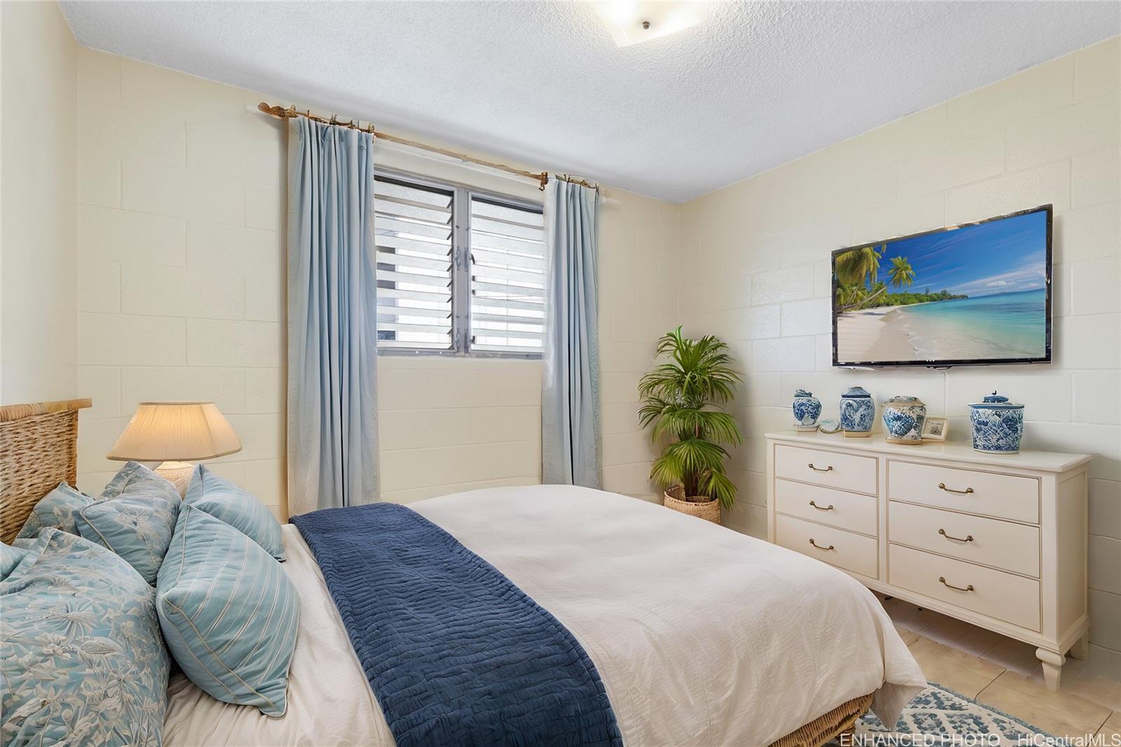 2765 Kapiolani Boulevard 303