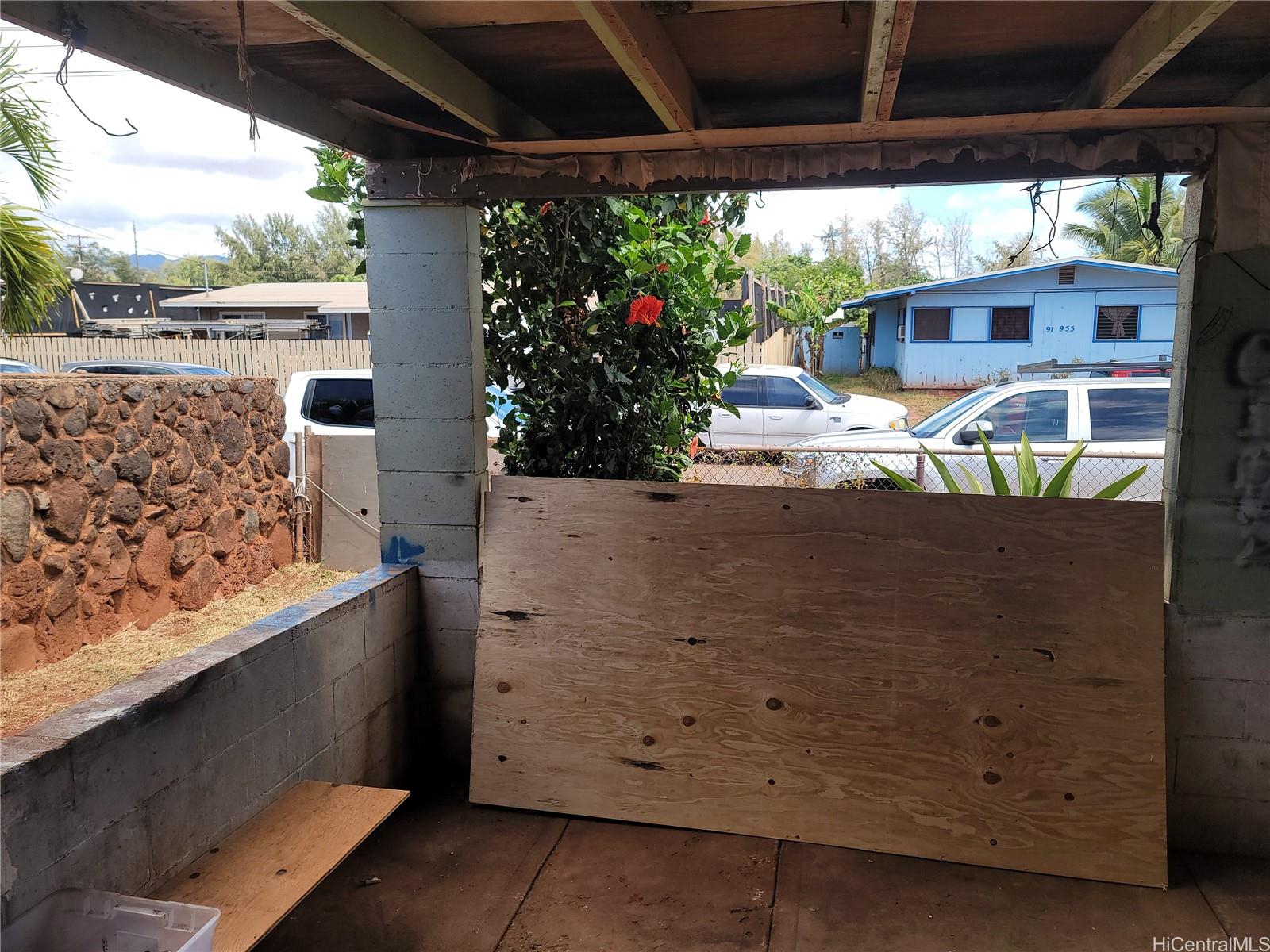 Photo 18 of 22