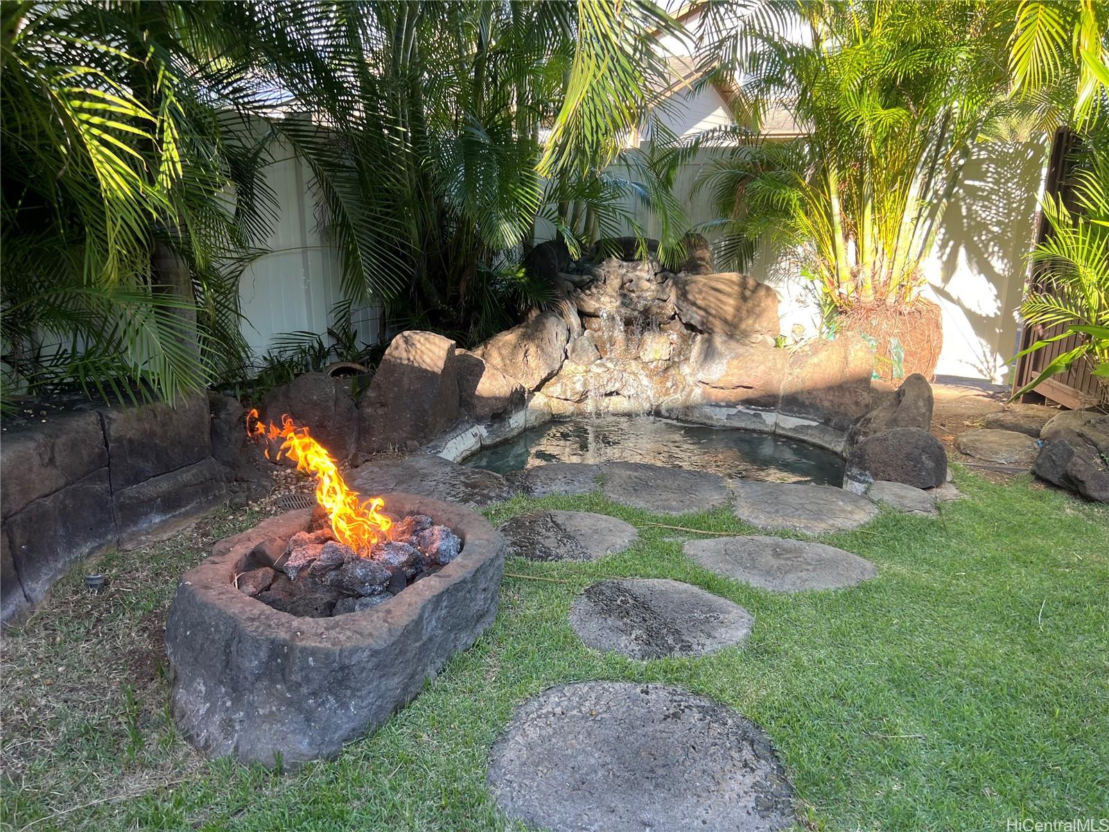 Photo 18 of 21