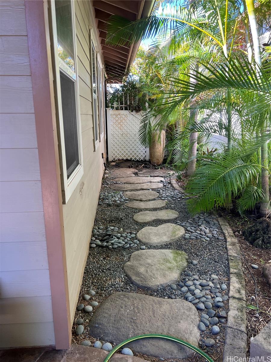 Photo 19 of 21