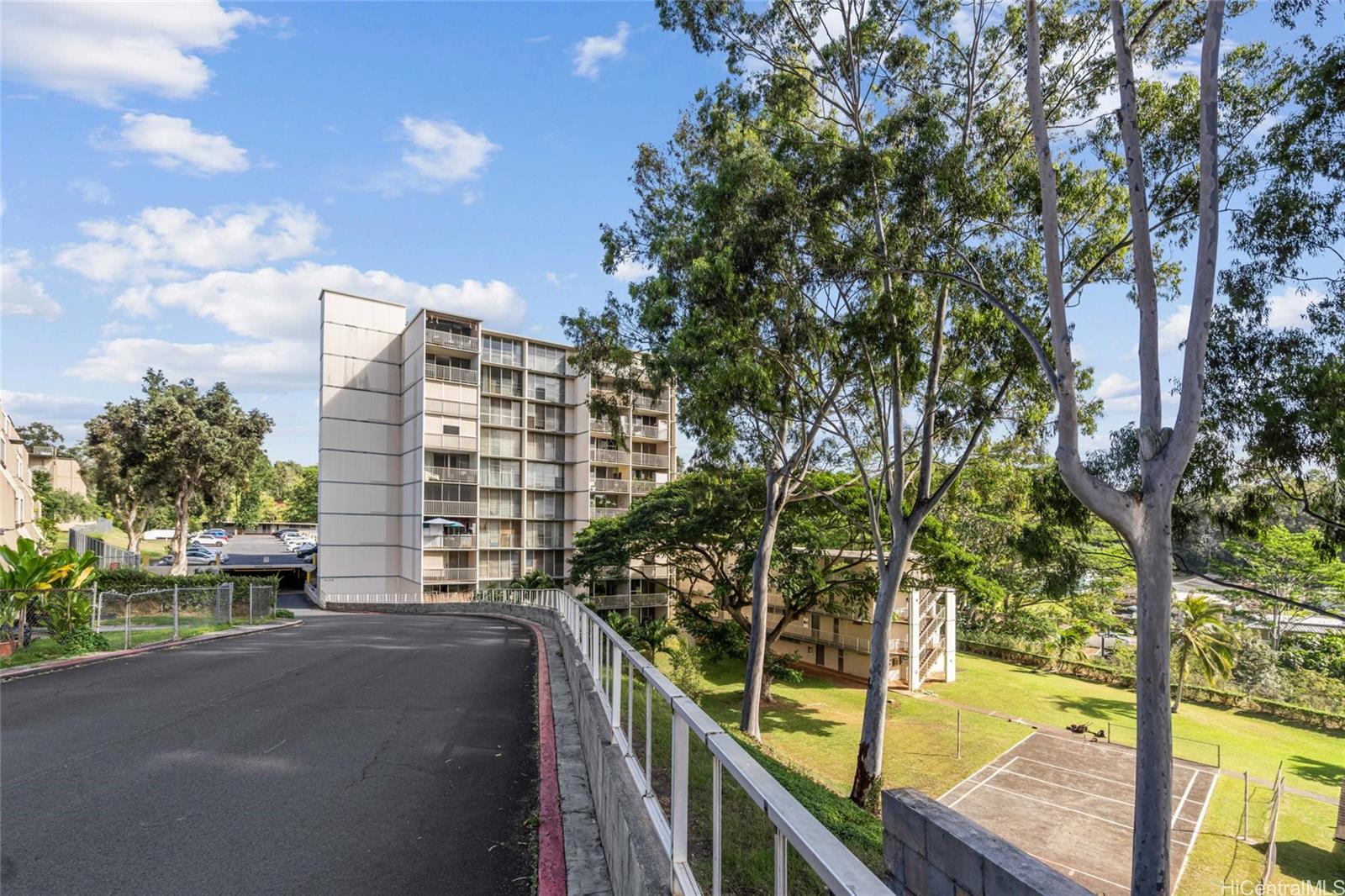 95-2031 Waikalani Place  Unit D906