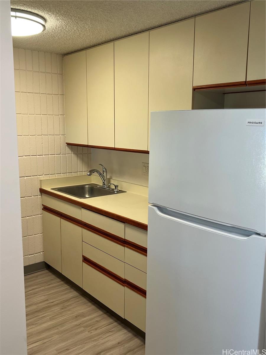855 Makahiki Way  Unit 207