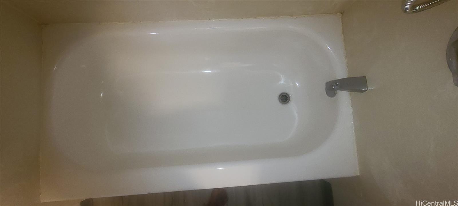 855 Makahiki Way  Unit 207