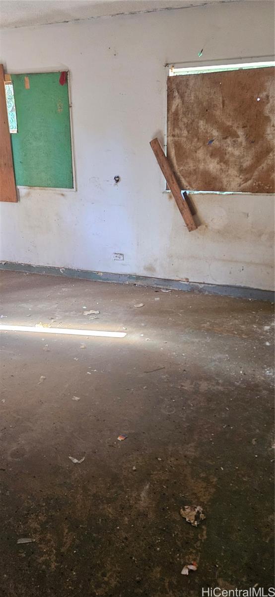 Photo 4 of 10