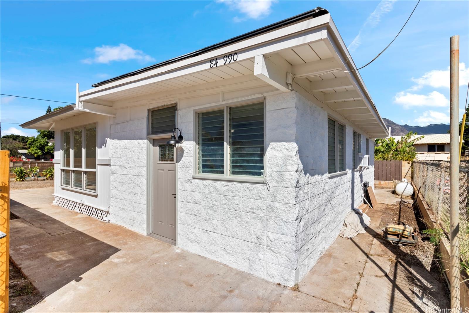 84-990 Hana Street