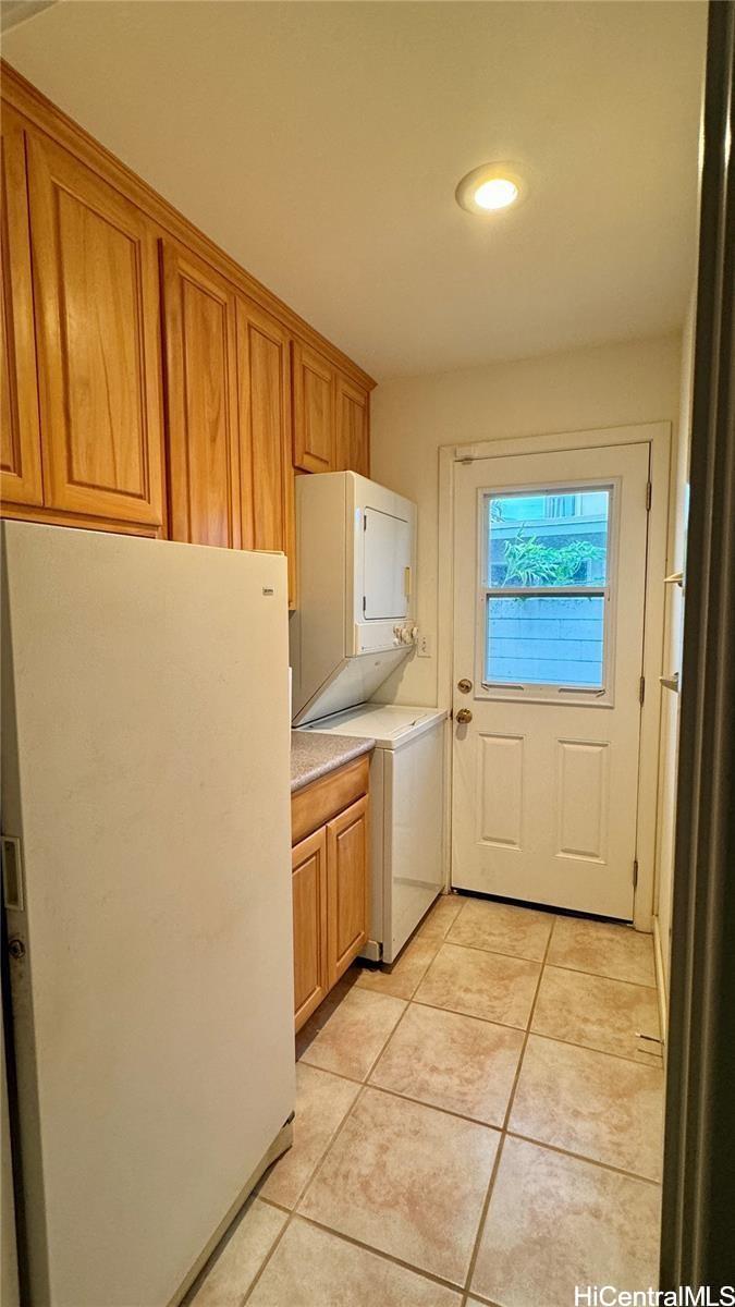 Photo 15 of 25