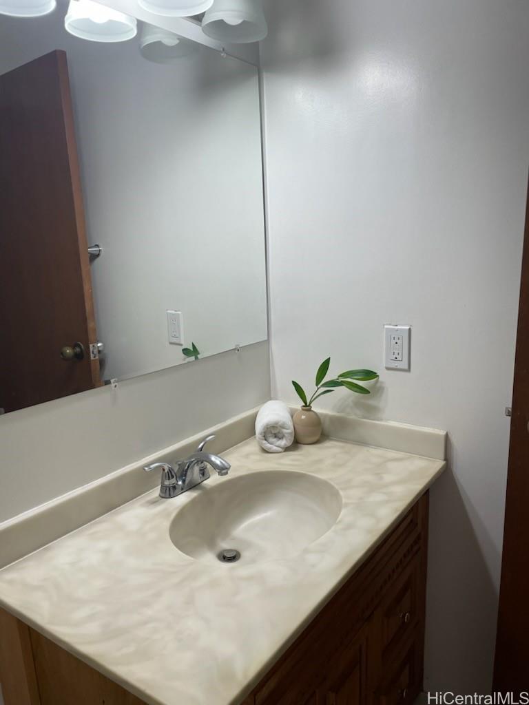 Photo 16 of 21
