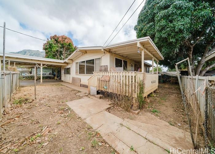 84-814 A Farrington Highway