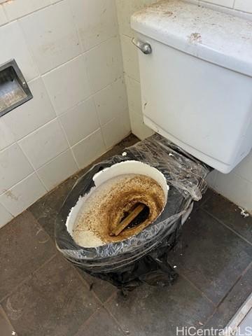 Photo 11 of 25