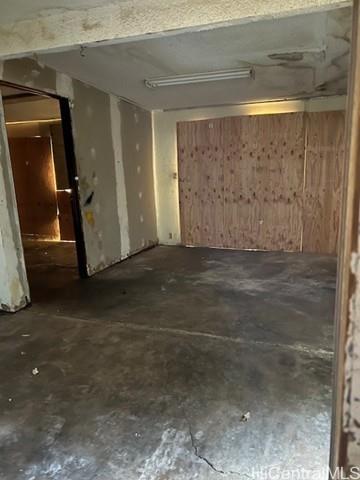 Photo 21 of 25