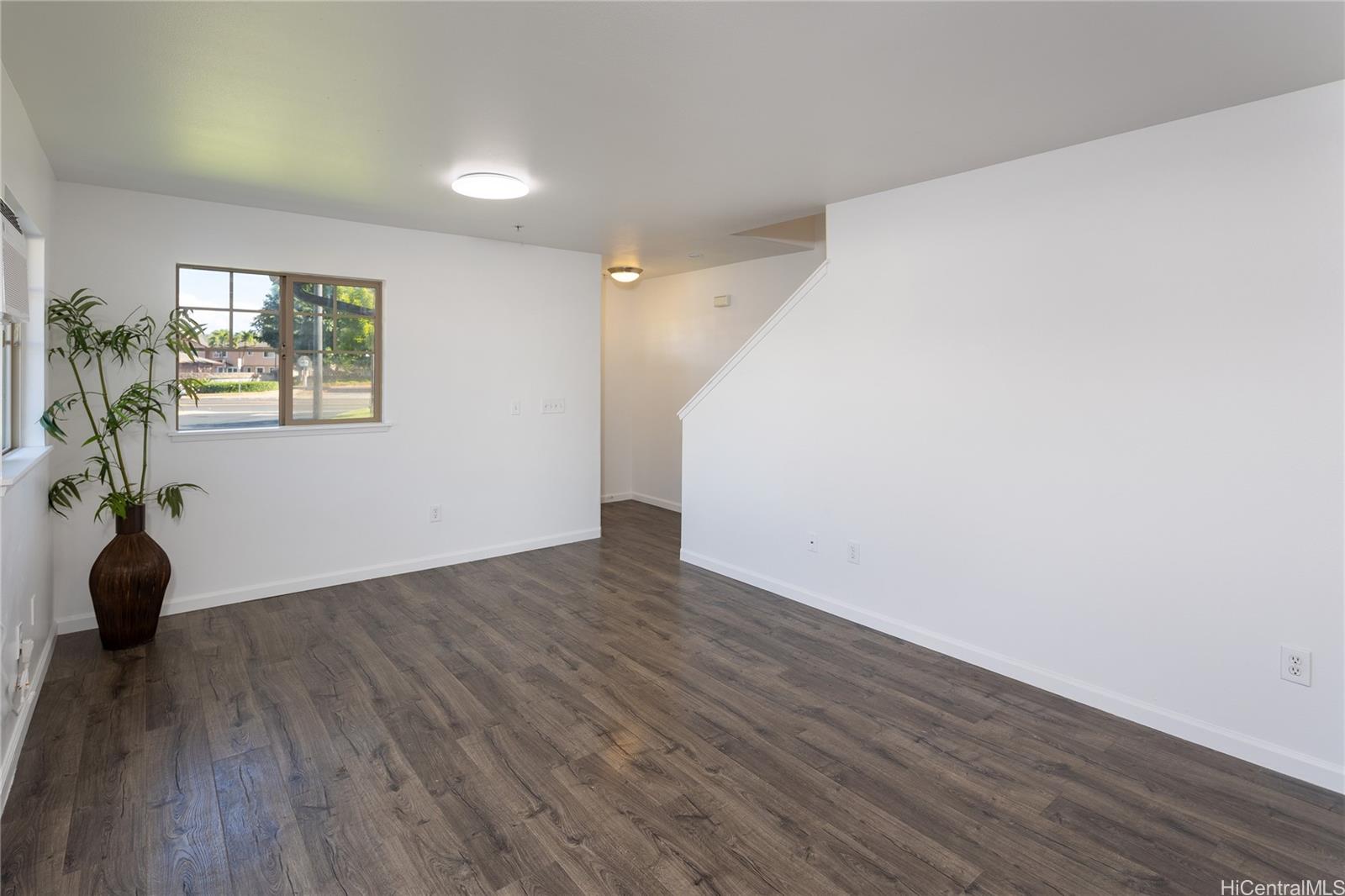 91-1269 Kamaaha Avenue 307