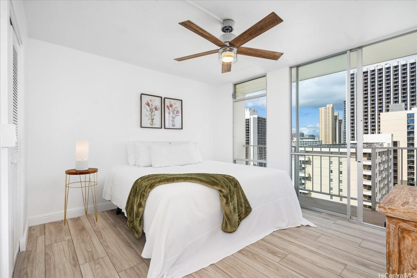 2575 Kuhio Avenue  Unit 1702