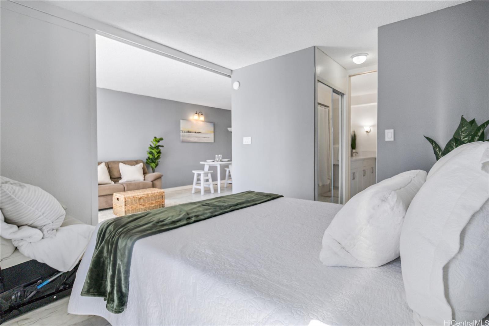 1655 Makaloa Street  Unit 812