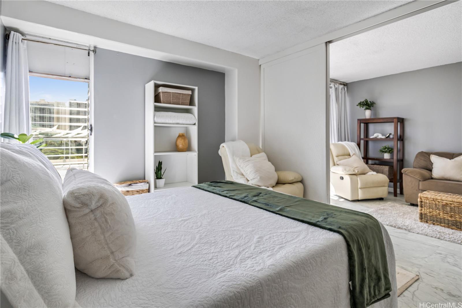 1655 Makaloa Street  Unit 812