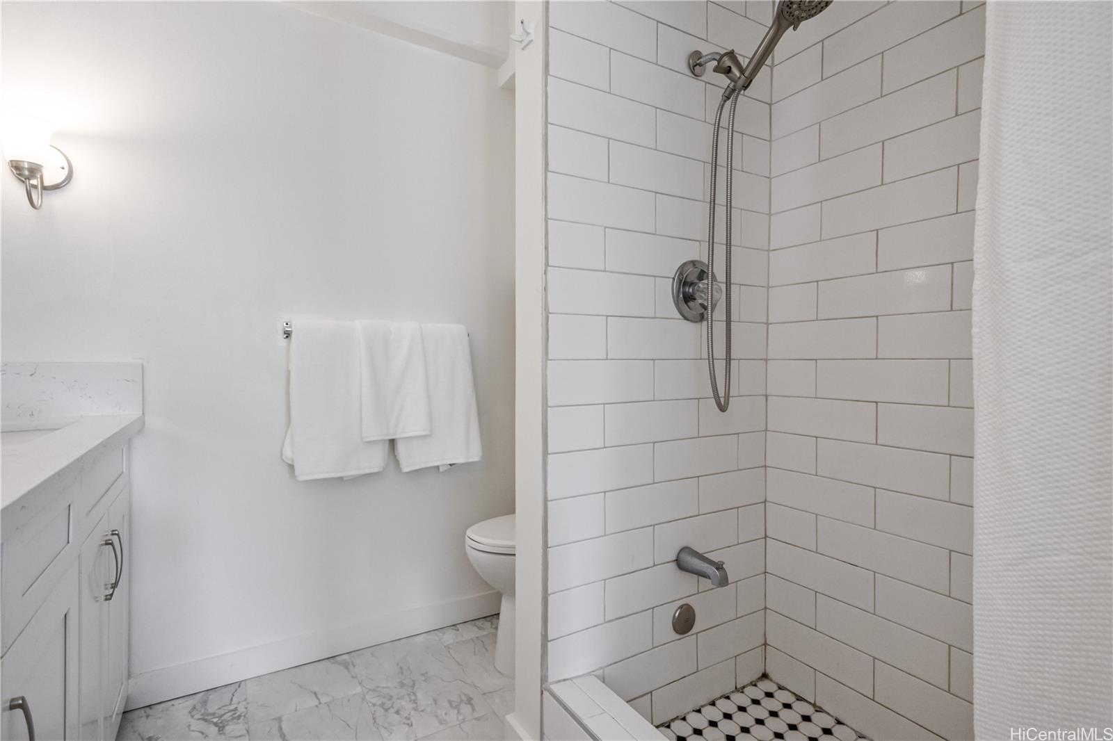 1655 Makaloa Street  Unit 812