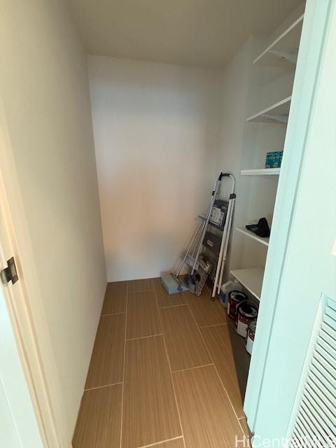 Photo 17 of 23
