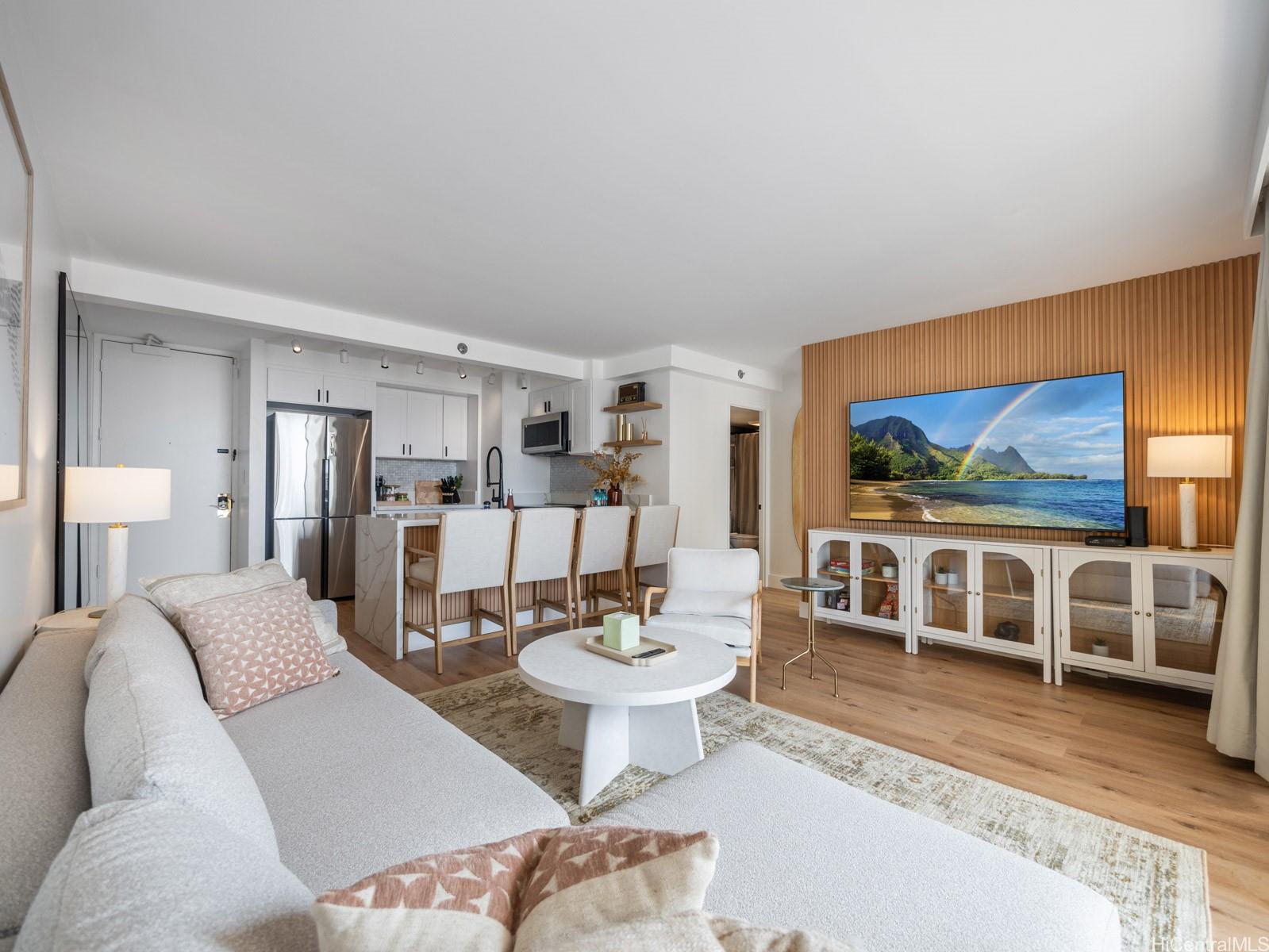 229 Paoakalani Avenue 2204