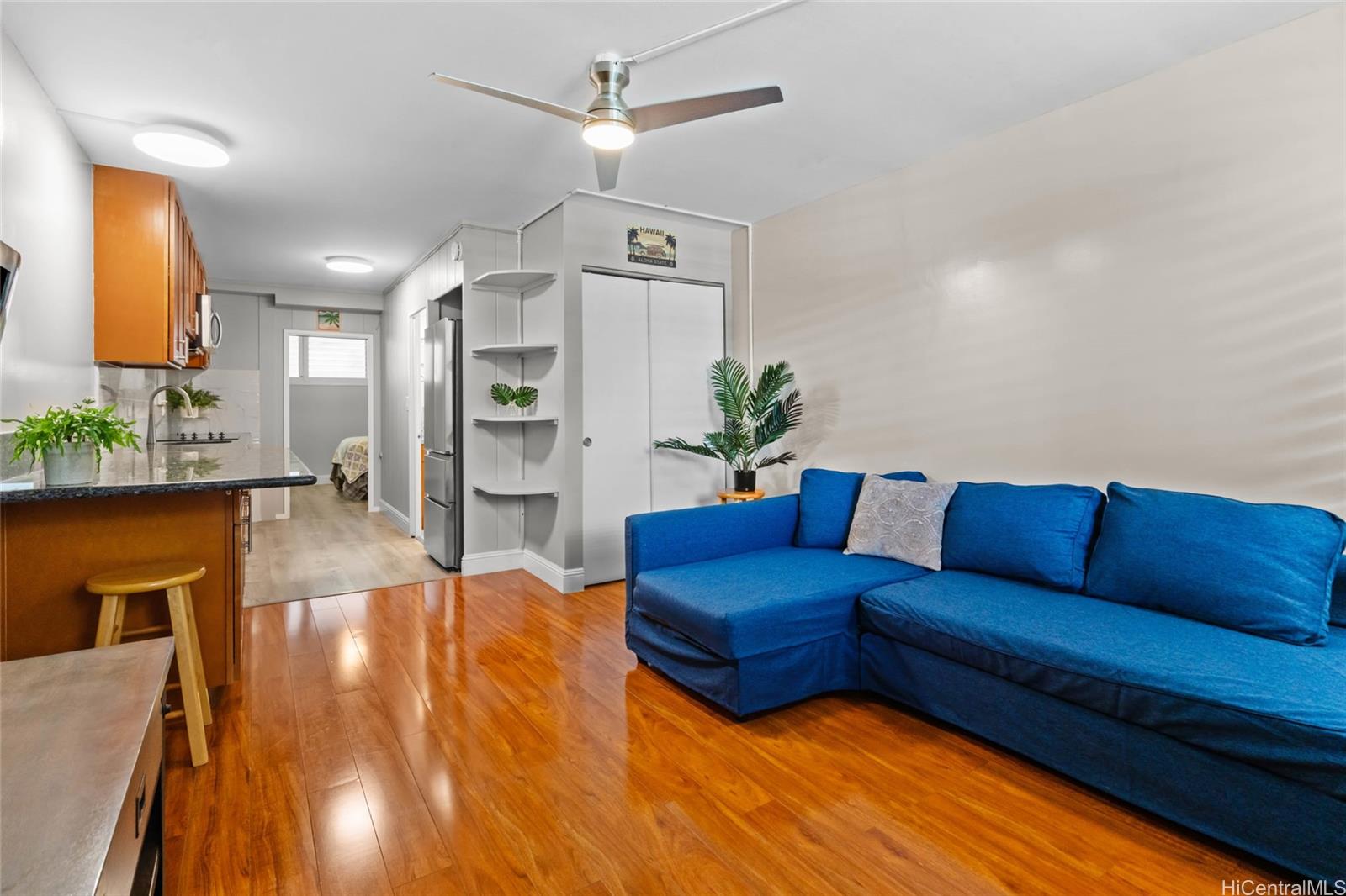 Photo 4 of 15