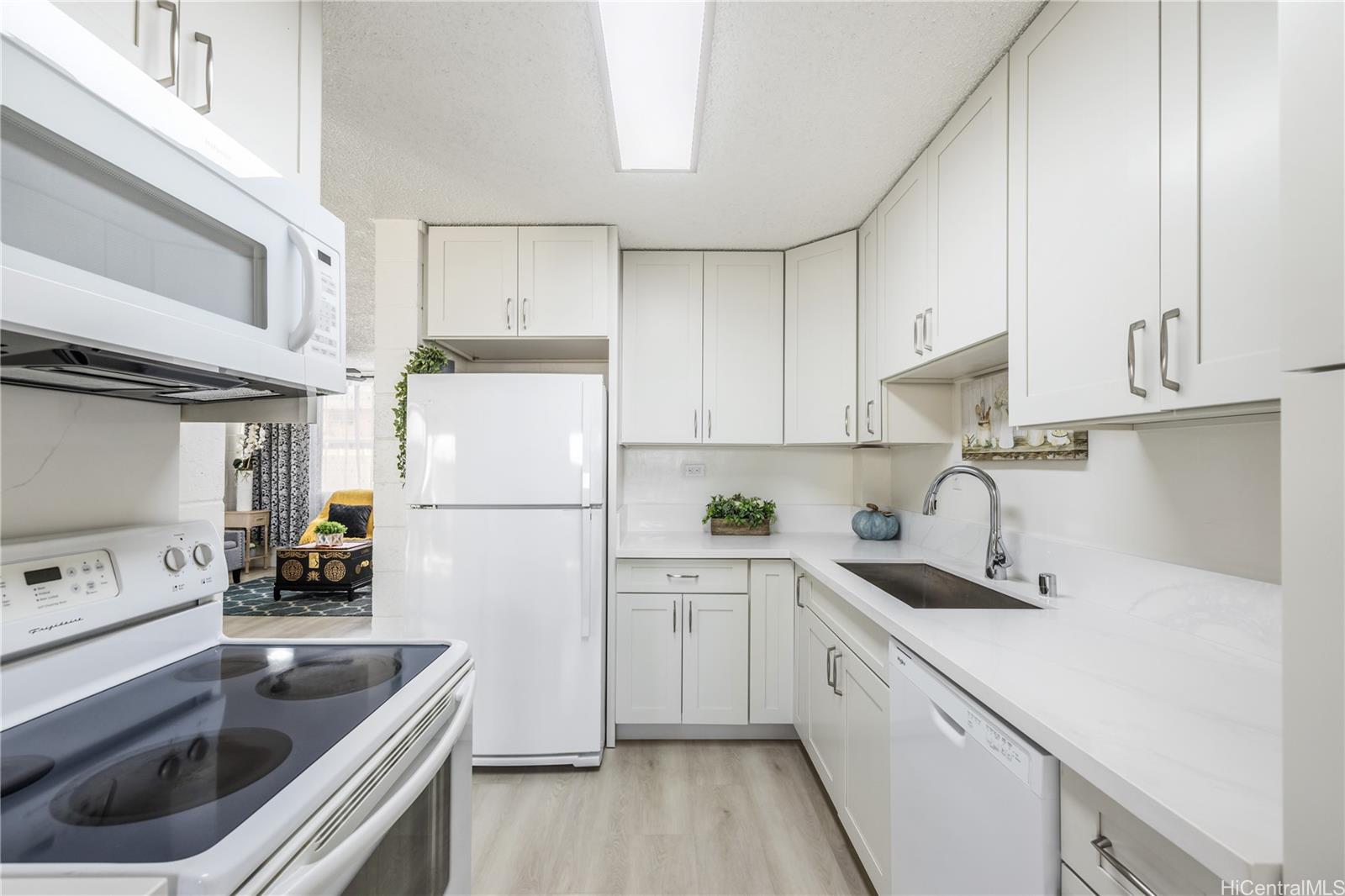 1345 Kipaipai Street  Unit 17D