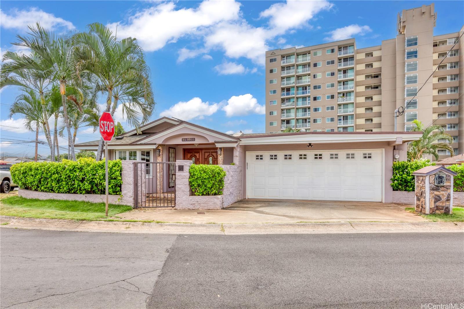 94-1091 Nalii Street