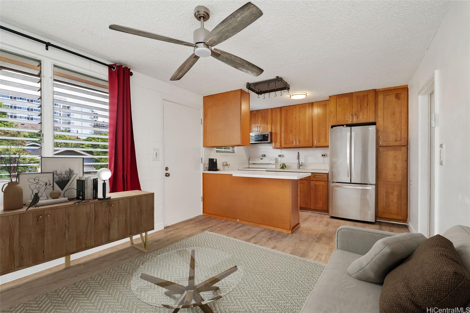 1430 Lusitana Street 303