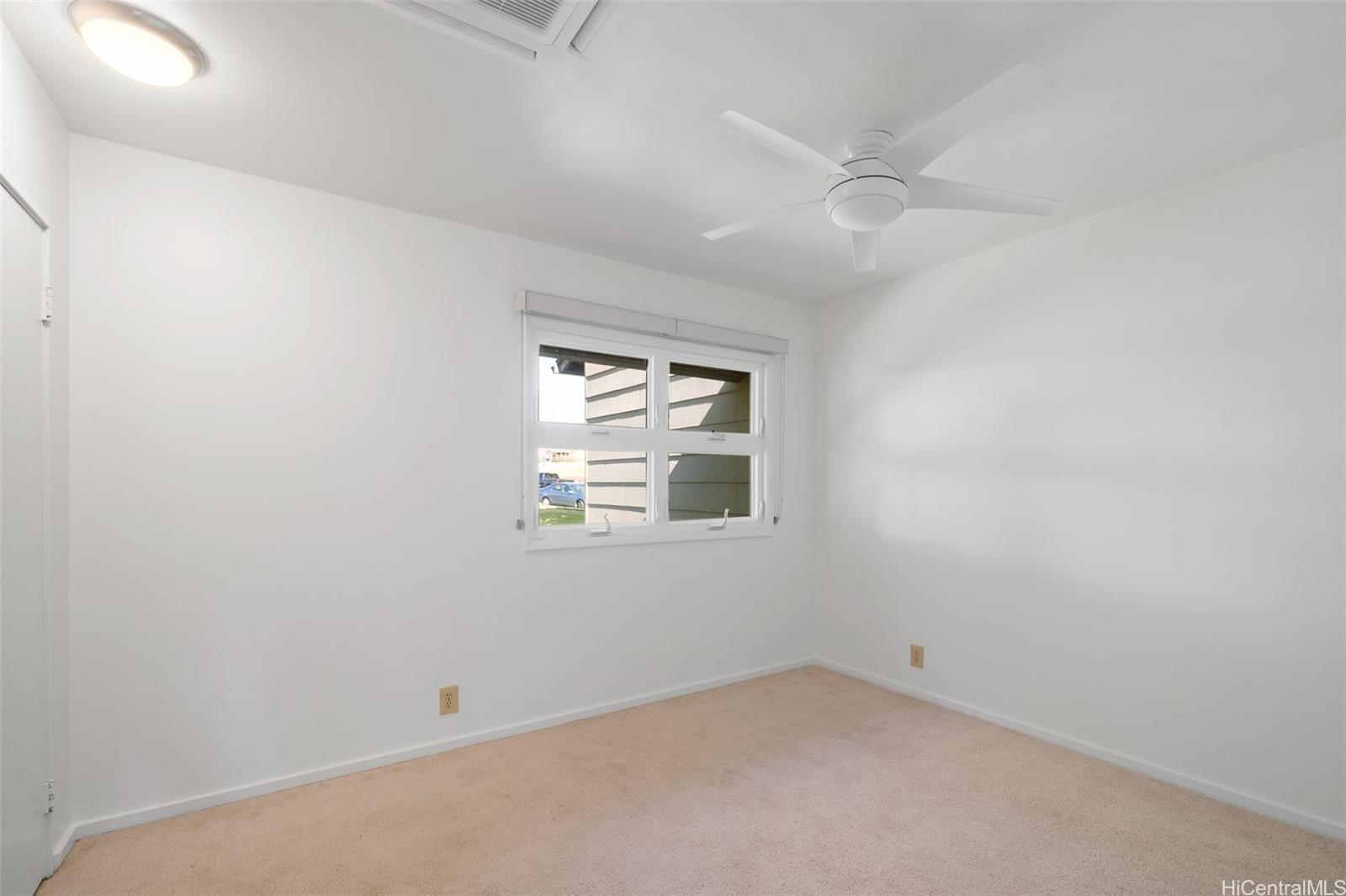 Photo 14 of 25