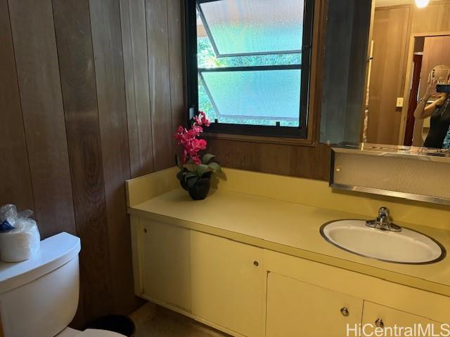 Photo 11 of 24