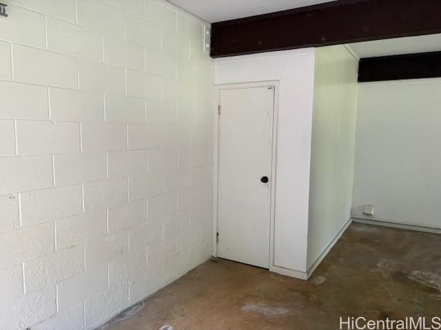 Photo 15 of 24