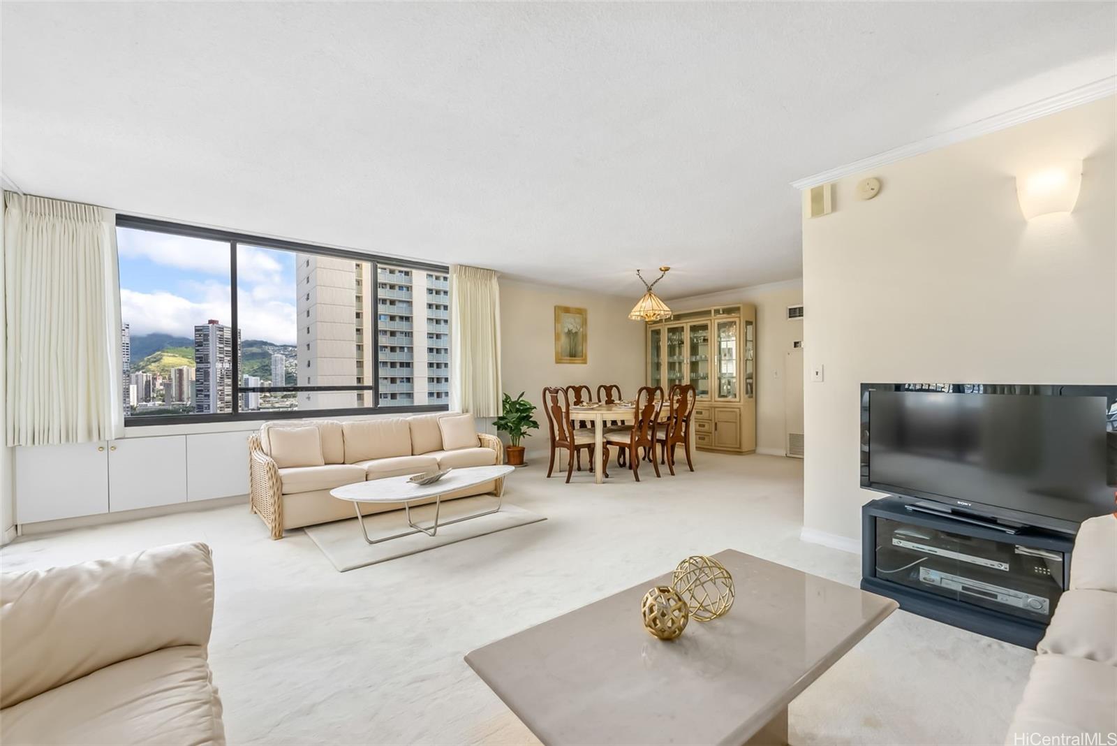 2215 Aloha Drive DH1701