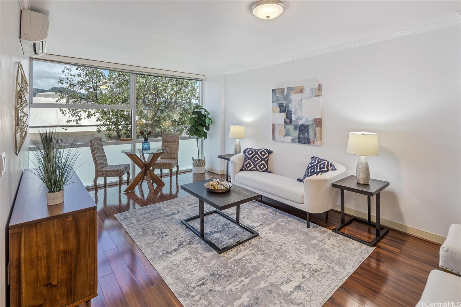 909 Kapiolani Boulevard 706