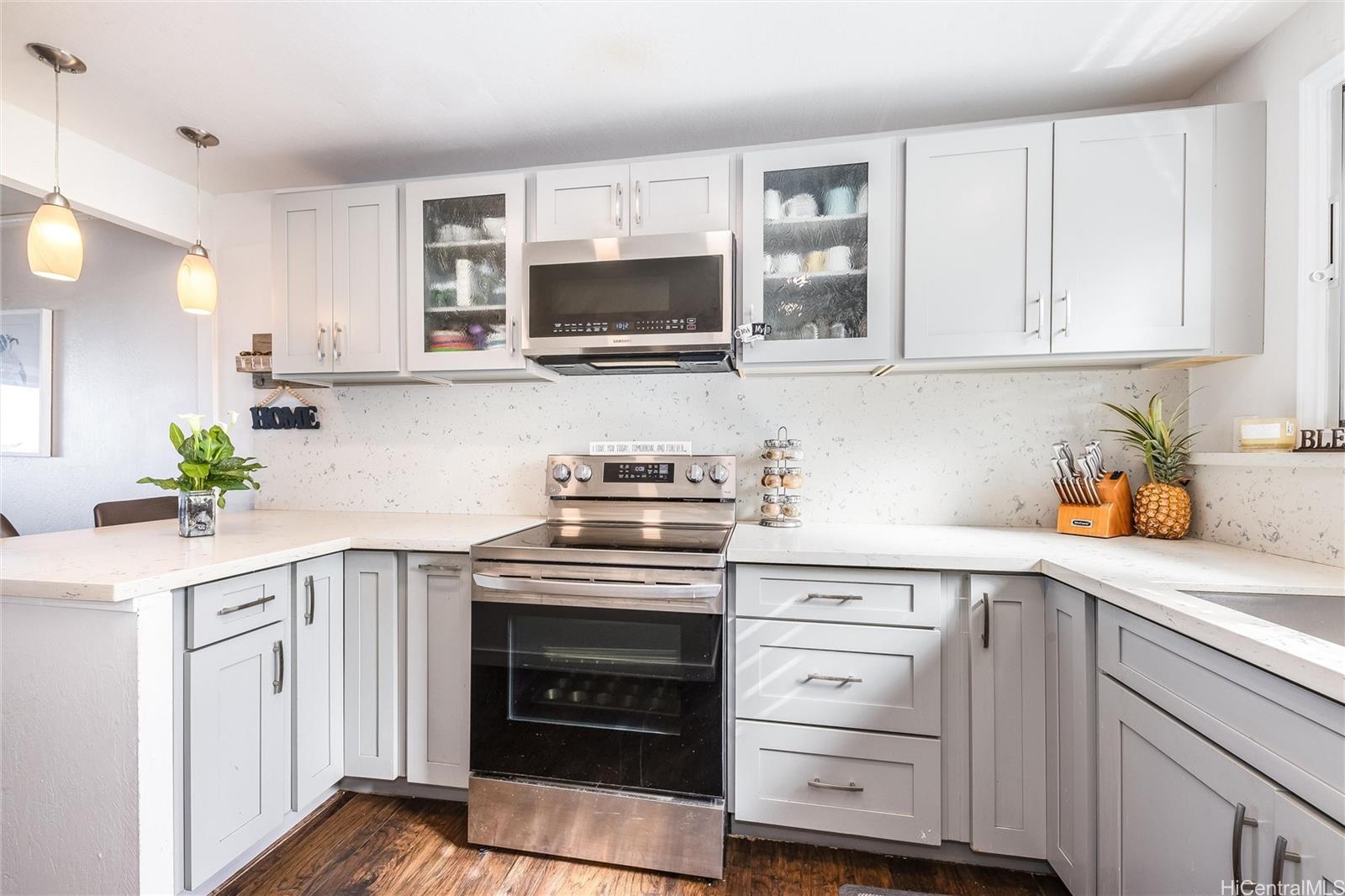 Photo 2 of 25