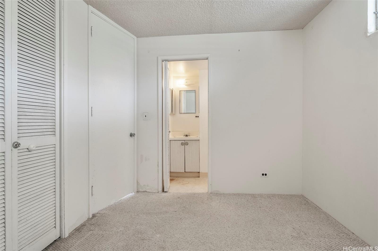 1716 Keeaumoku Street  Unit 501